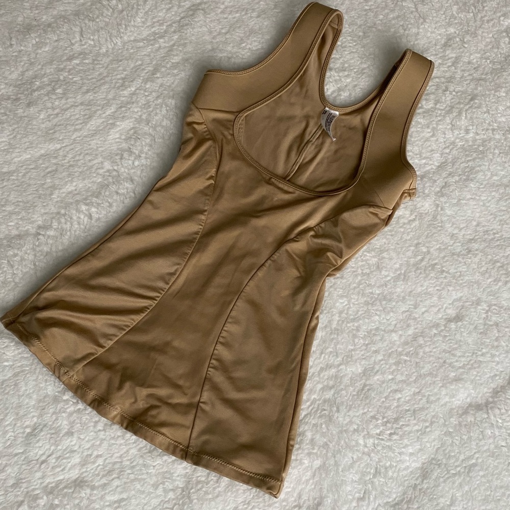 🌺 Flexees By Maidenform Shape Wear Camisole 🌺